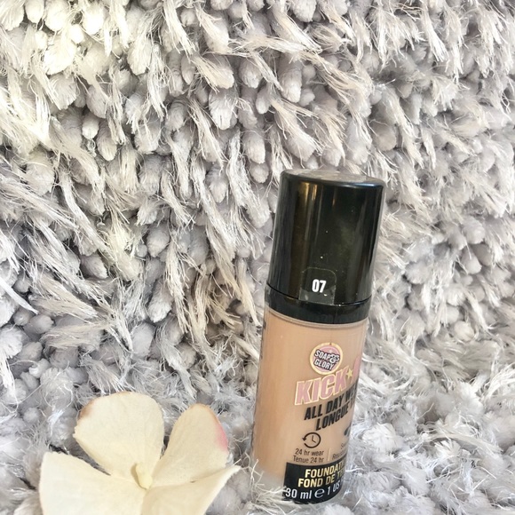 🆕NWT KICK A*^ all day wear SWEATPROOF FOUNDATION - Picture 7 of 11